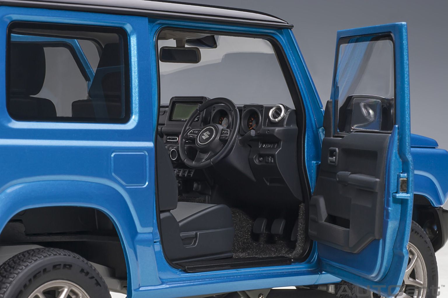 Suzuki Jimny JB64 RHD 2018 blue metallic/black roof 1:18 AUTOart