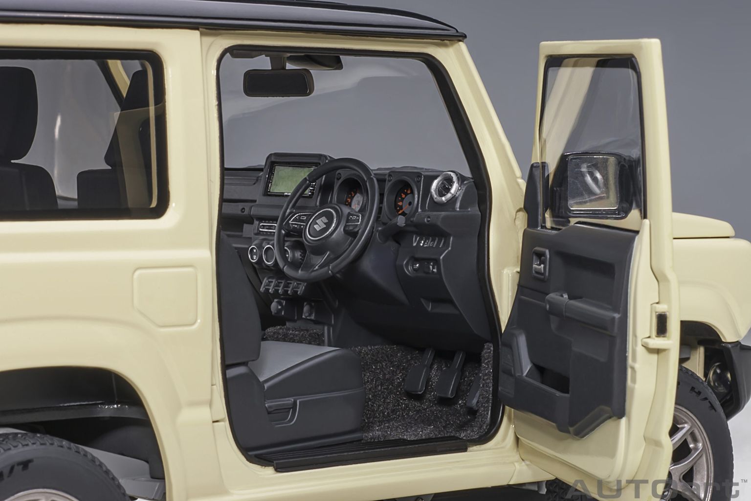 Suzuki Jimny JB64 RHD 2018 ivory metallic/black roof 1:18 AUTOart
