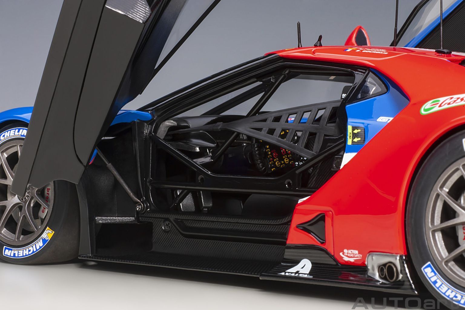 Ford GT Ecoboost 3.5l Turbo V6 #68 Bourdais/Hand/Muller Team Ford Chip Ganassi USA 24H Le Mans 2019 1:18 AUTOart