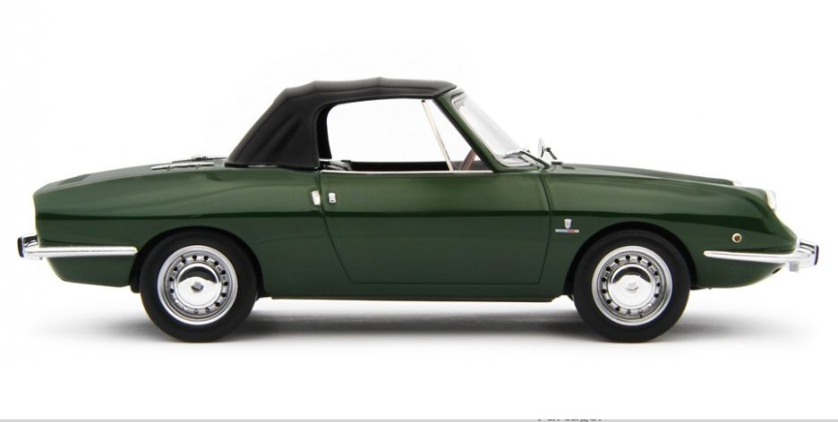 Fiat 850 Sport Spider 1968 green 1:18 Laudoracing Model