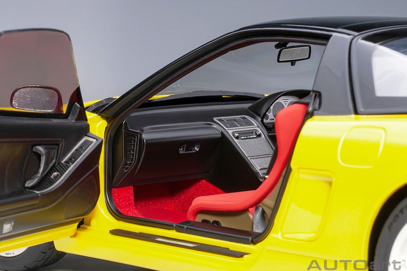 Honda NSX-R NA2 2019 indy yellow pearl 1:18 AUTOart