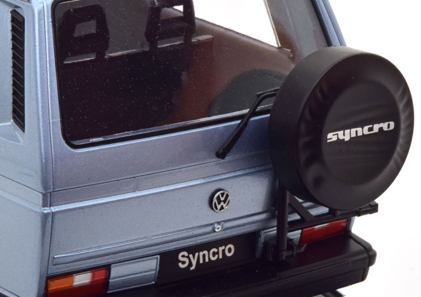 Volkswagen T3 Minibus SYNCRO 1987 light blue metallic 1:18 KK Scale