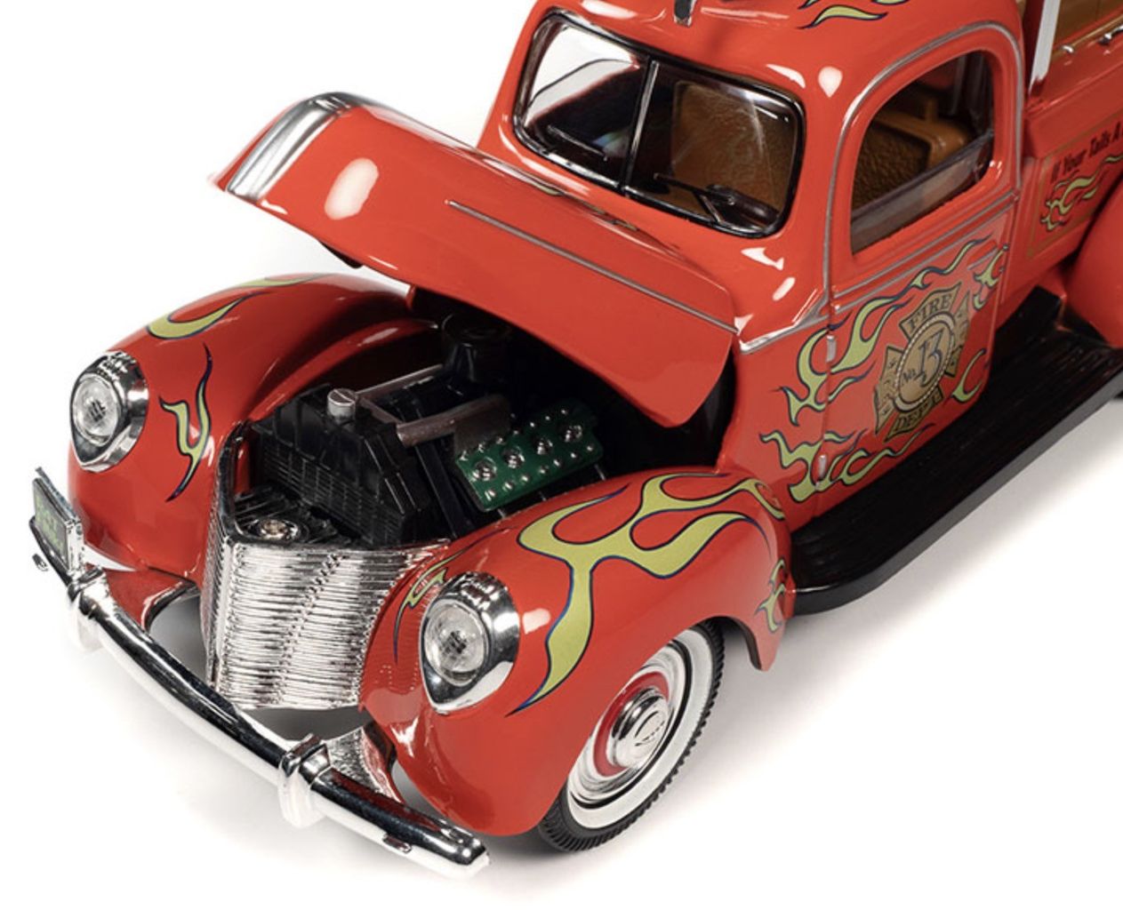 Rat Fink Fire Truck with Resin Figure 1:18 Auto World