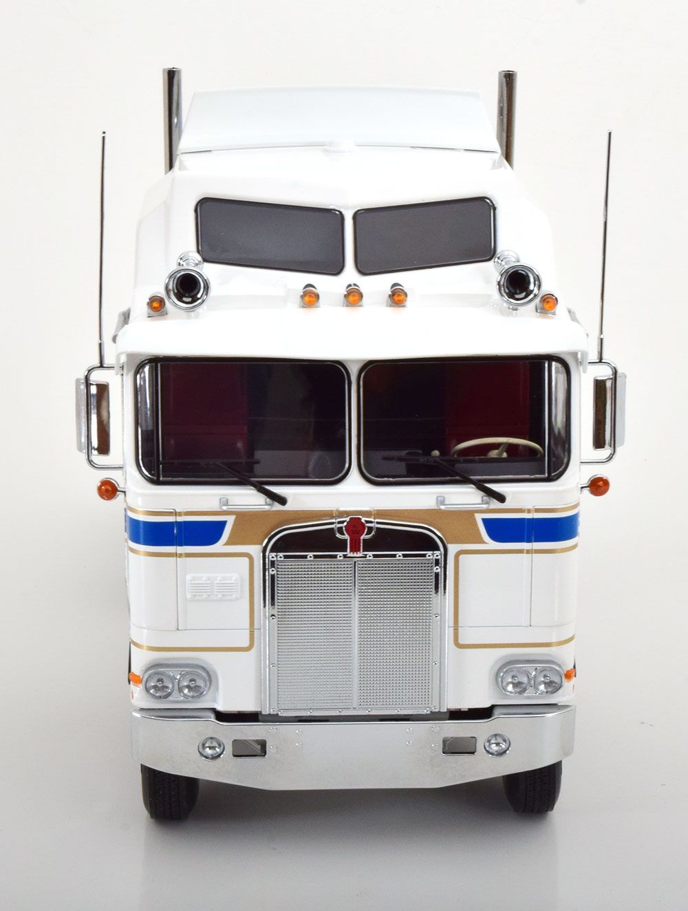 Kenworth K100 Aerodyne 1976 white/blue/red/gold 1:18 Road Kings