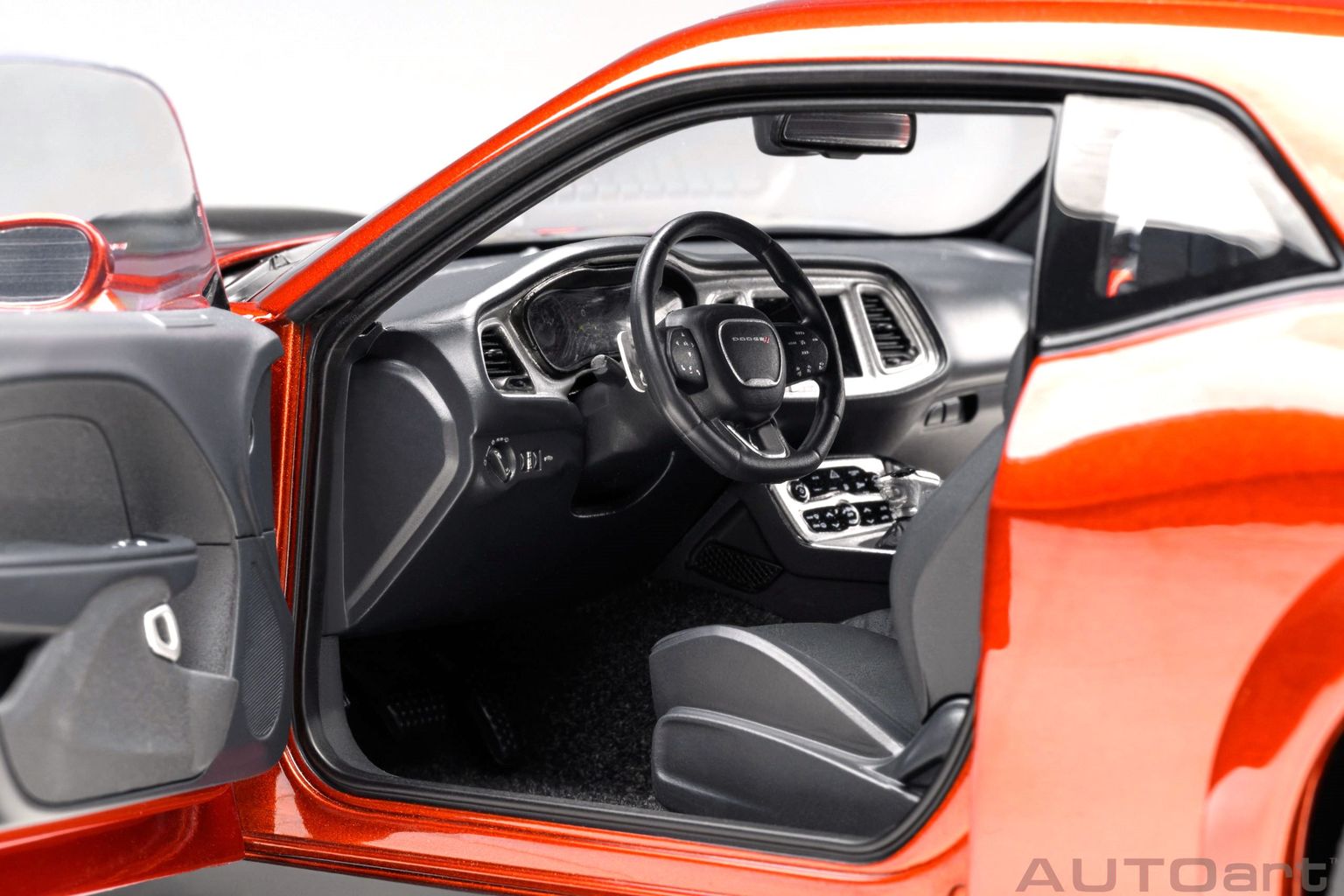 Dodge Challenger R/T Scat Pack Shaker Widebody 2022 sinamon stick 1:18 AUTOart 