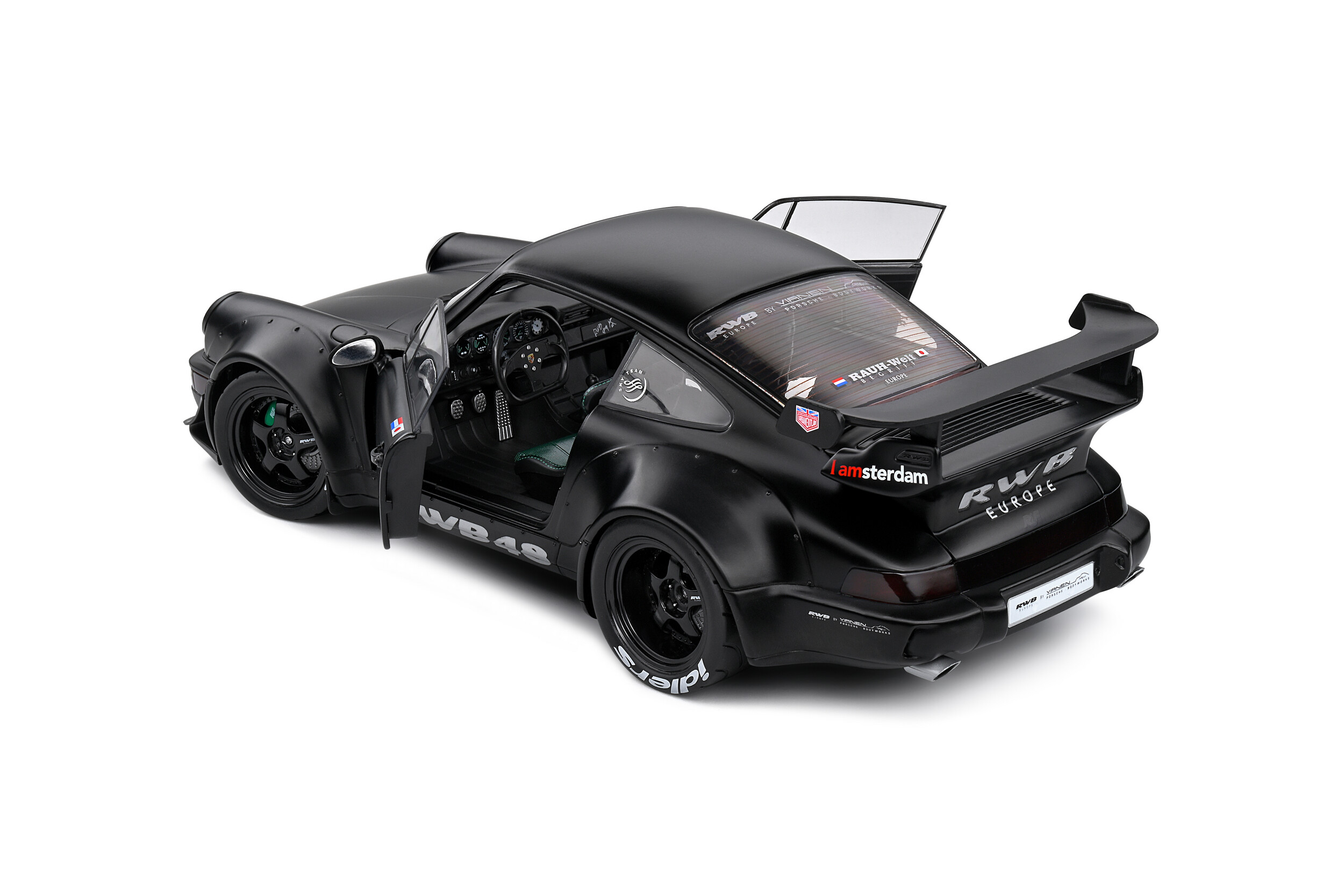 Porsche 911 964 RWB Bodykit Darth Vader 2016 1:18 Solido