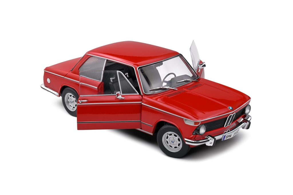 BMW 1602 1971 1:18 Solido