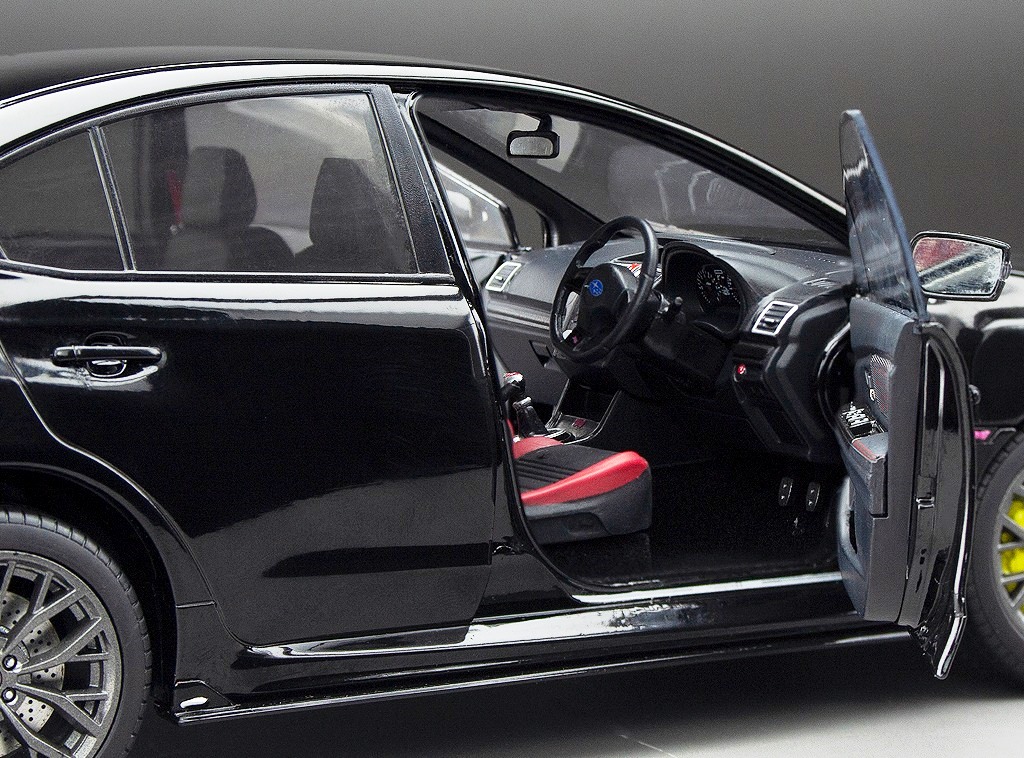 Subaru WRX STI S207 2018 black 1:18 Sun Star