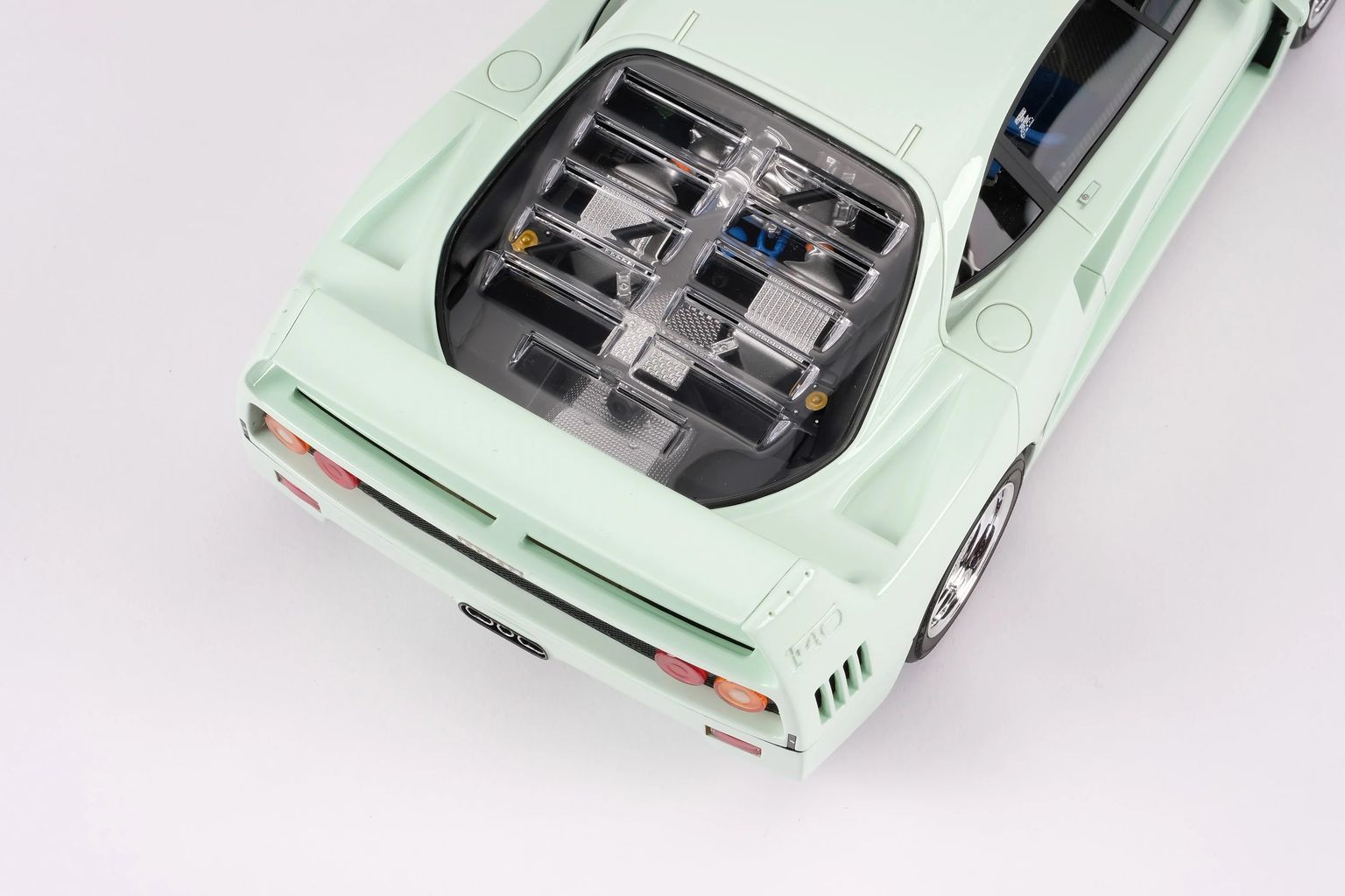 Ferrari F40 1987 Verde Pallido 1:18 Amalgam