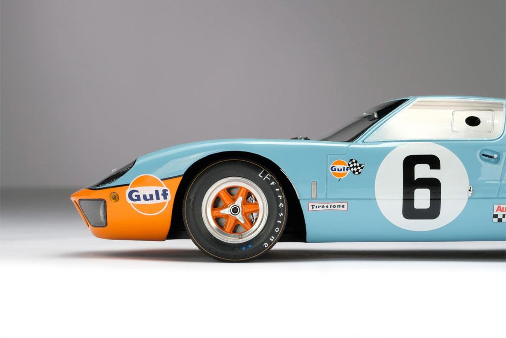 Ford GT40 #9 Jacky Ickx/Jackie Oliver Winner 24h Le Mans 1969 1:18 Amalgam