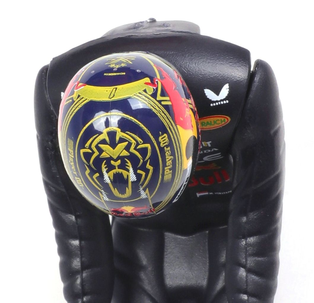 Red Bull RB19 #1 M.Verstappen Abu Dhabi GP 2023 Last Race Special WC Helmet 1:18 Bburago