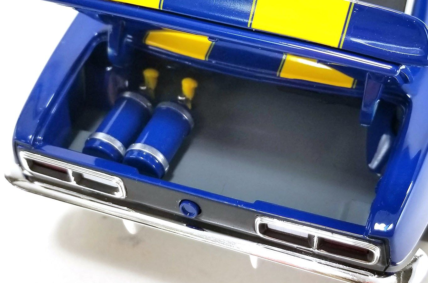 Chevrolet Camaro Z/28 *Drag Outlaws* 1968 blue/yellow 1:18 Acme Diecast