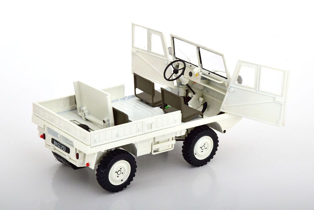 Steyr Puch Haflinger Un Ambulance 1975 white 1:18 Schuco