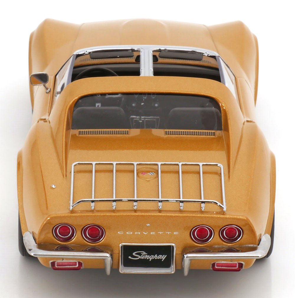Chevrolet Corvette C3 1972 with Removable Roof Parts gold metallic 1:18 KK Scale