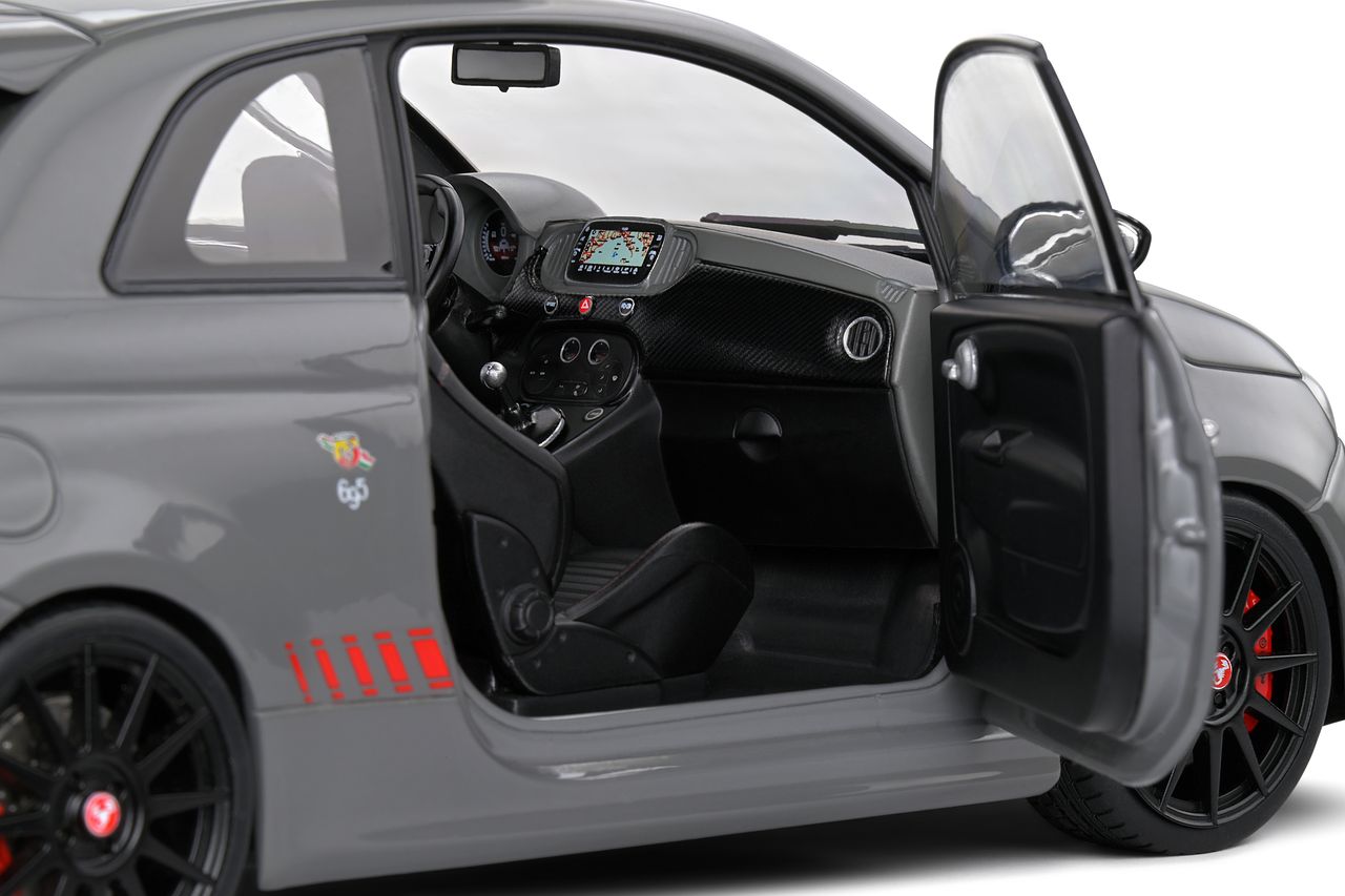 Fiat 695 Abarth XSR Edition Yamaha 2022 grey 1:18 Solido