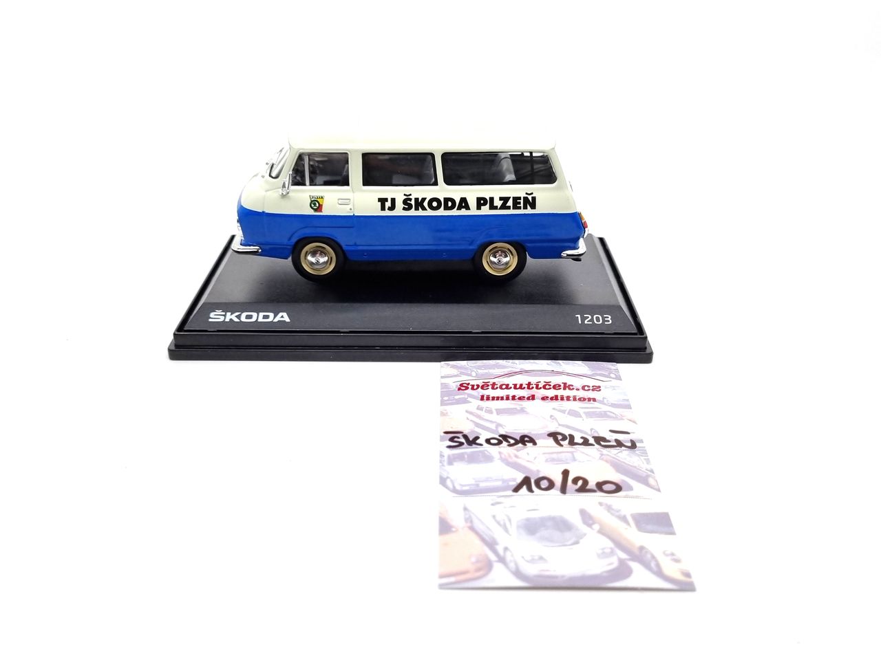 Škoda 1203 TJ Škoda Plzeň limitovaná edice "Hokej 88" 1:43 Svět autíček