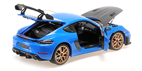 Porsche Cayman GT4 RS Weissach Package 2024 blue 1:18 Minichamps 