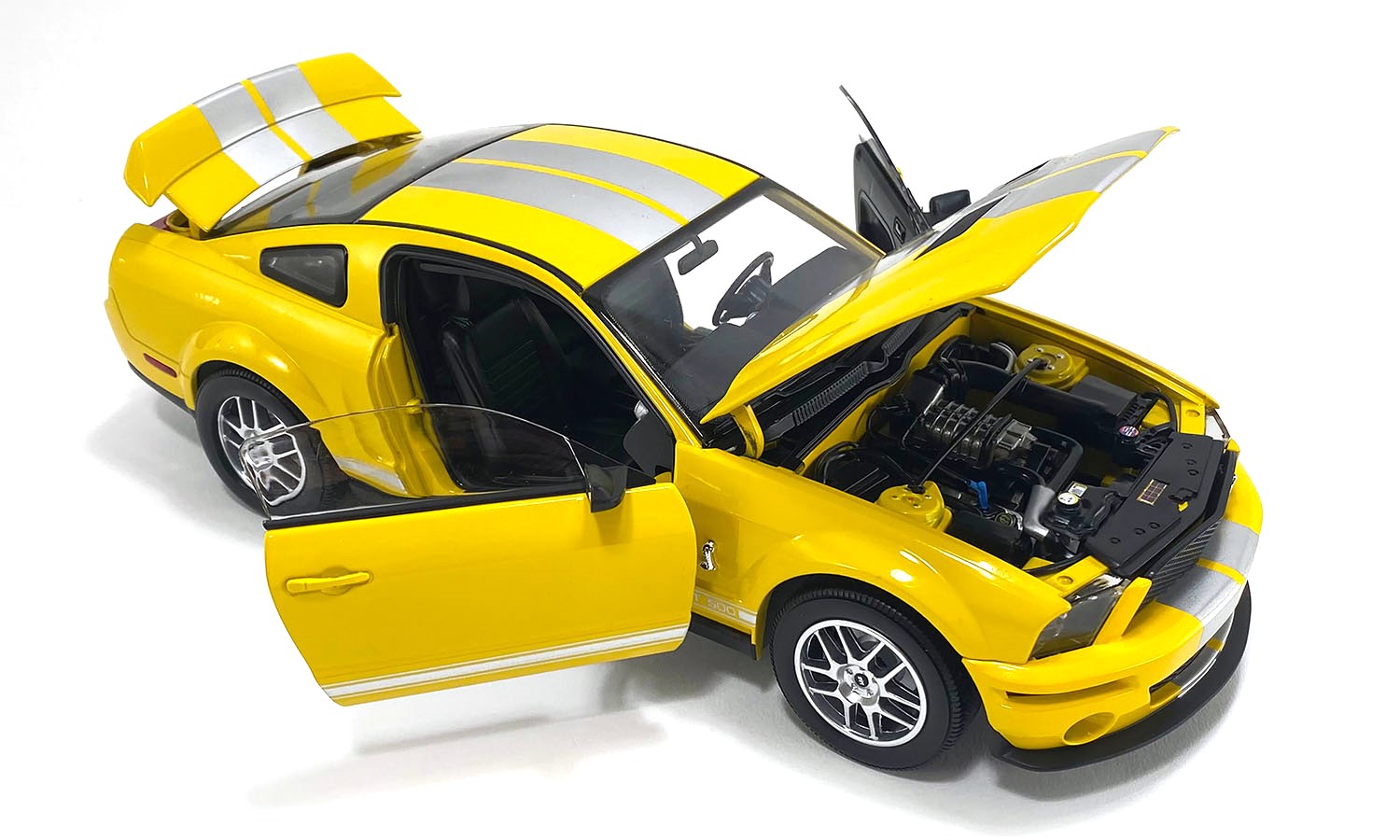 Shelby GT500 2007 yellow 1:18 Acme Diecast