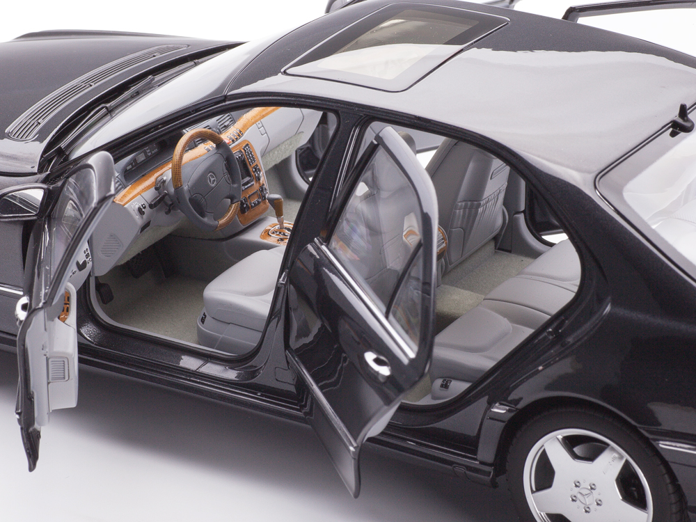 Mercedes-Benz S 55 AMG V220 tektit grey 1:18 Norev