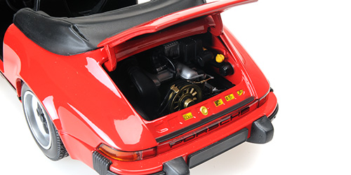 Porsche 911 Carrera Cabriolet 3.2 1983 red 1:18 Minichamps 