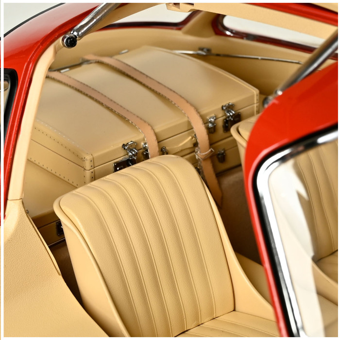 Mercedes 300 SL Gullwing red 1:8 Ixo Models 