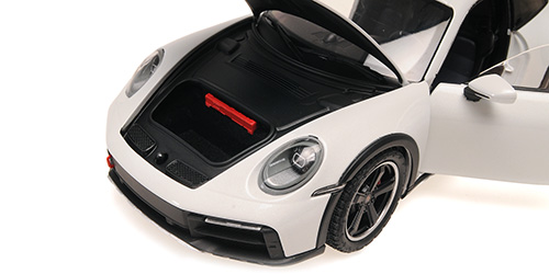 Porsche 911 Dakar 2022 grey 1:18 Minichamps 