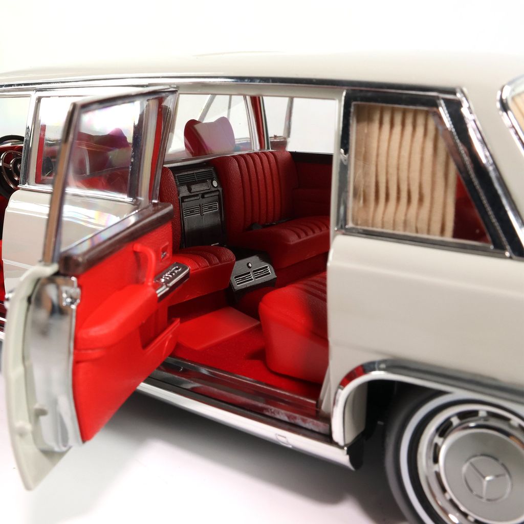 Mercedes-Benz 600 Pullman W 100 1963-1981 whitegrey 1:18 NZG
