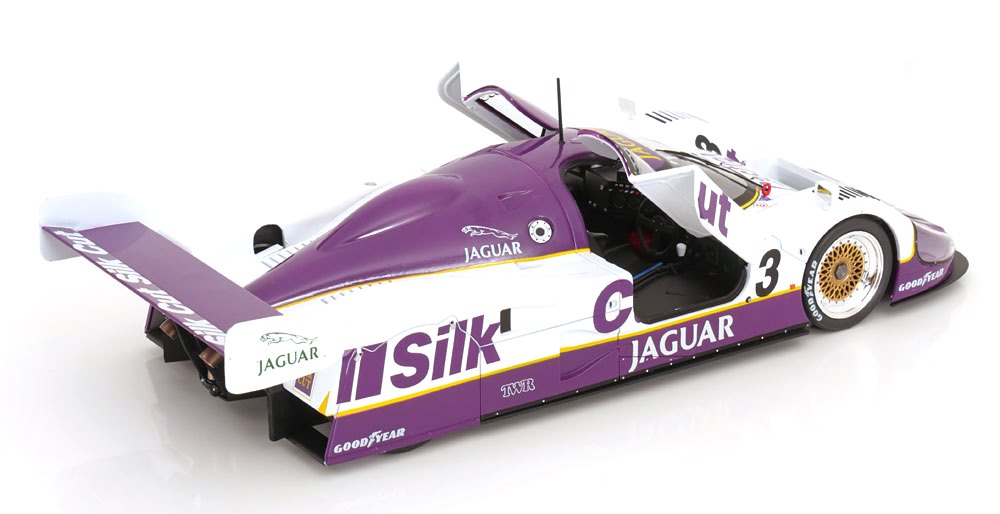Jaguar XJR-12 #3 Nielsen/Cobb/Brundle  Winner 24h LeMans 1990 1:18 CMR