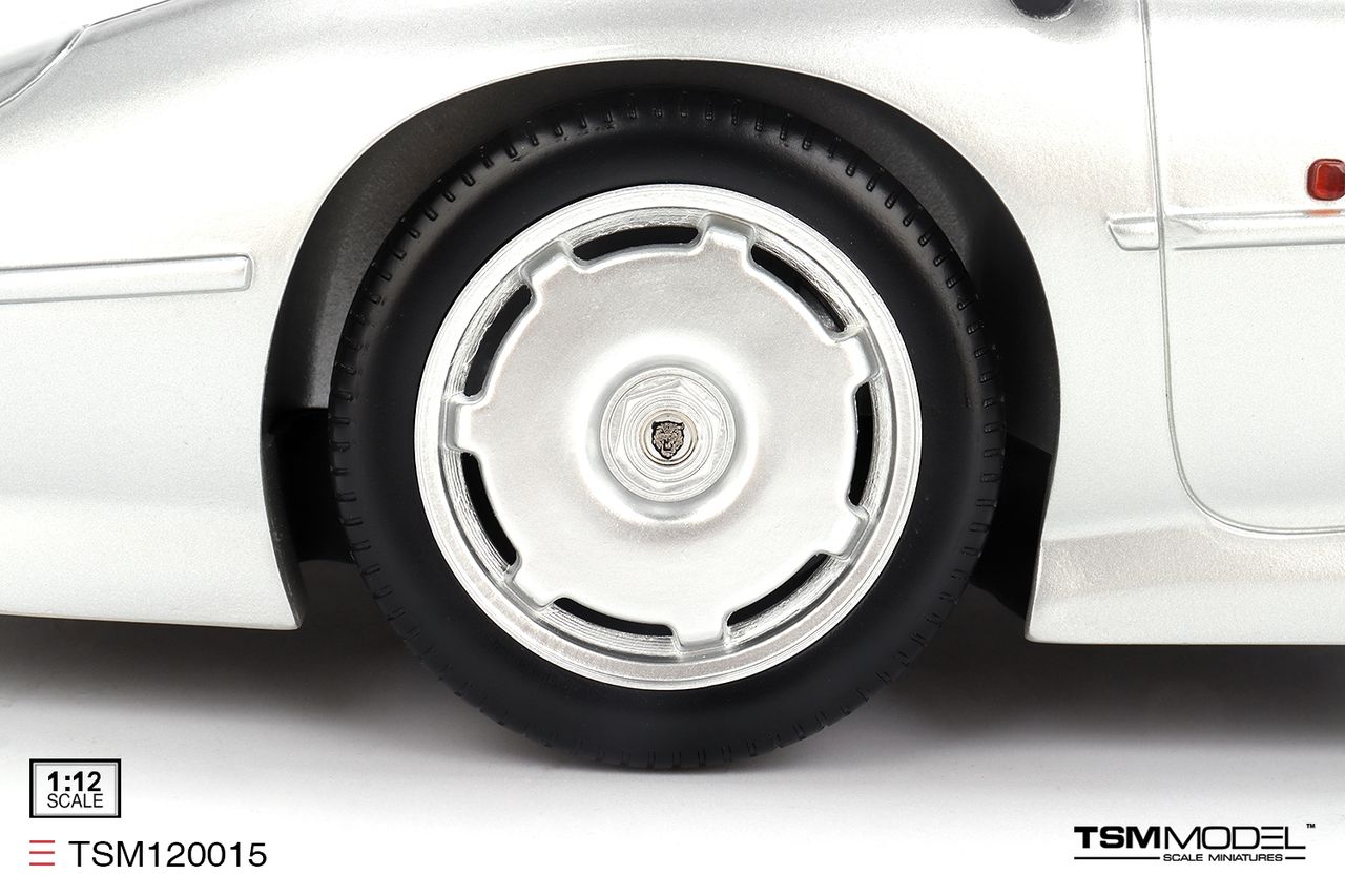 Jaguar XJ220 1992 Spa silver 1:12 TSM
