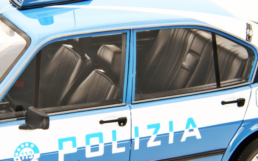 Alfa Romeo Alfasud 1.2 4 Porte 1980 Polizia 1:18 Laudoracing Model