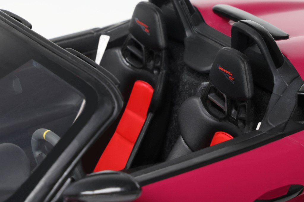 Porsche 718 Spyder RS WP 2023 pink 1:18 GT Spirit