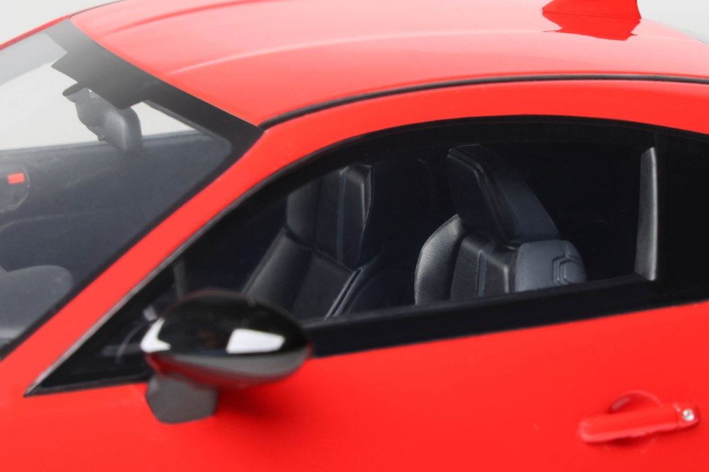 Toyota GR86 2022 rouge flamboyant 1:18 OttOmobile