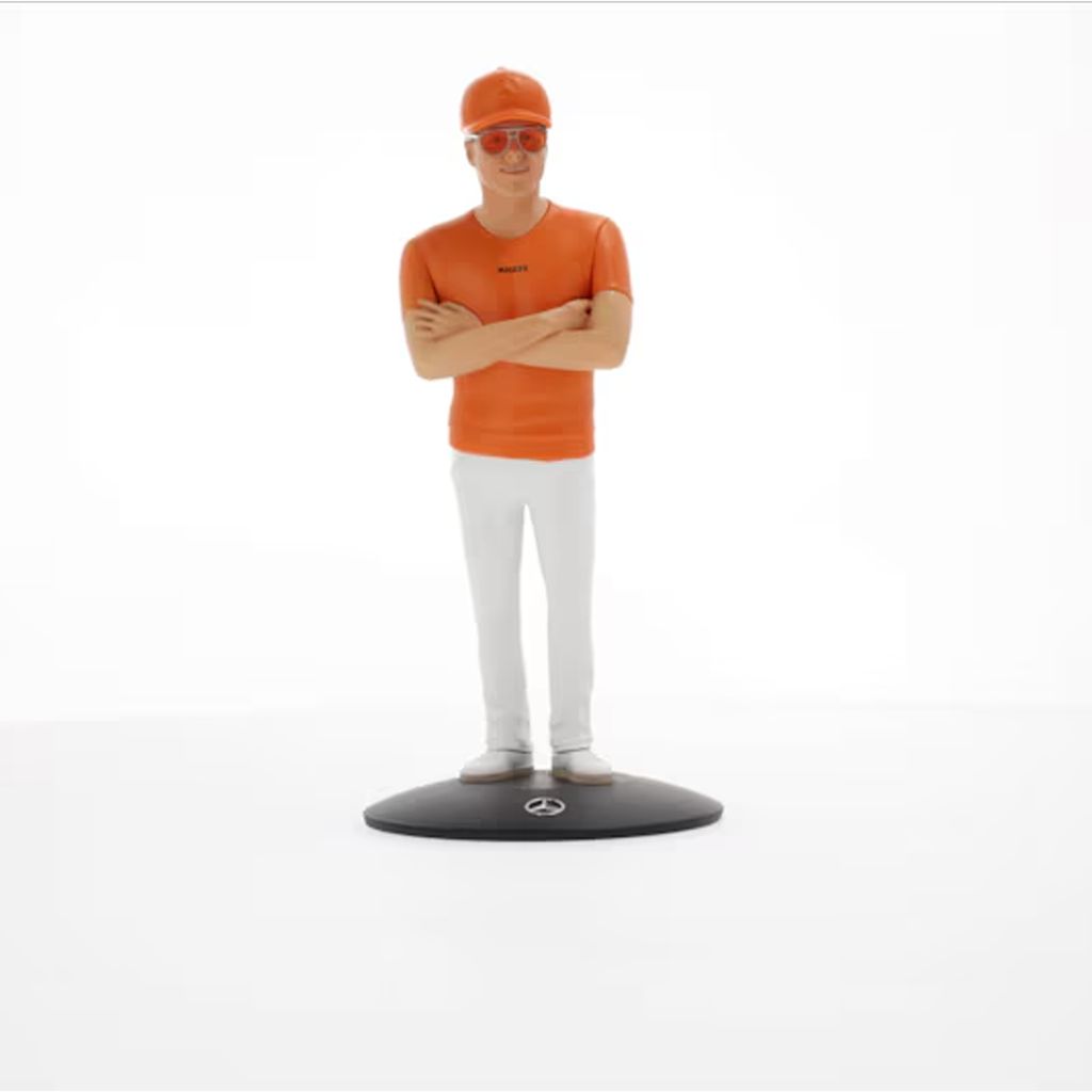 Showcar Vision One-Eleven & Figure 1:18 Mercedes-Benz Dealer edition