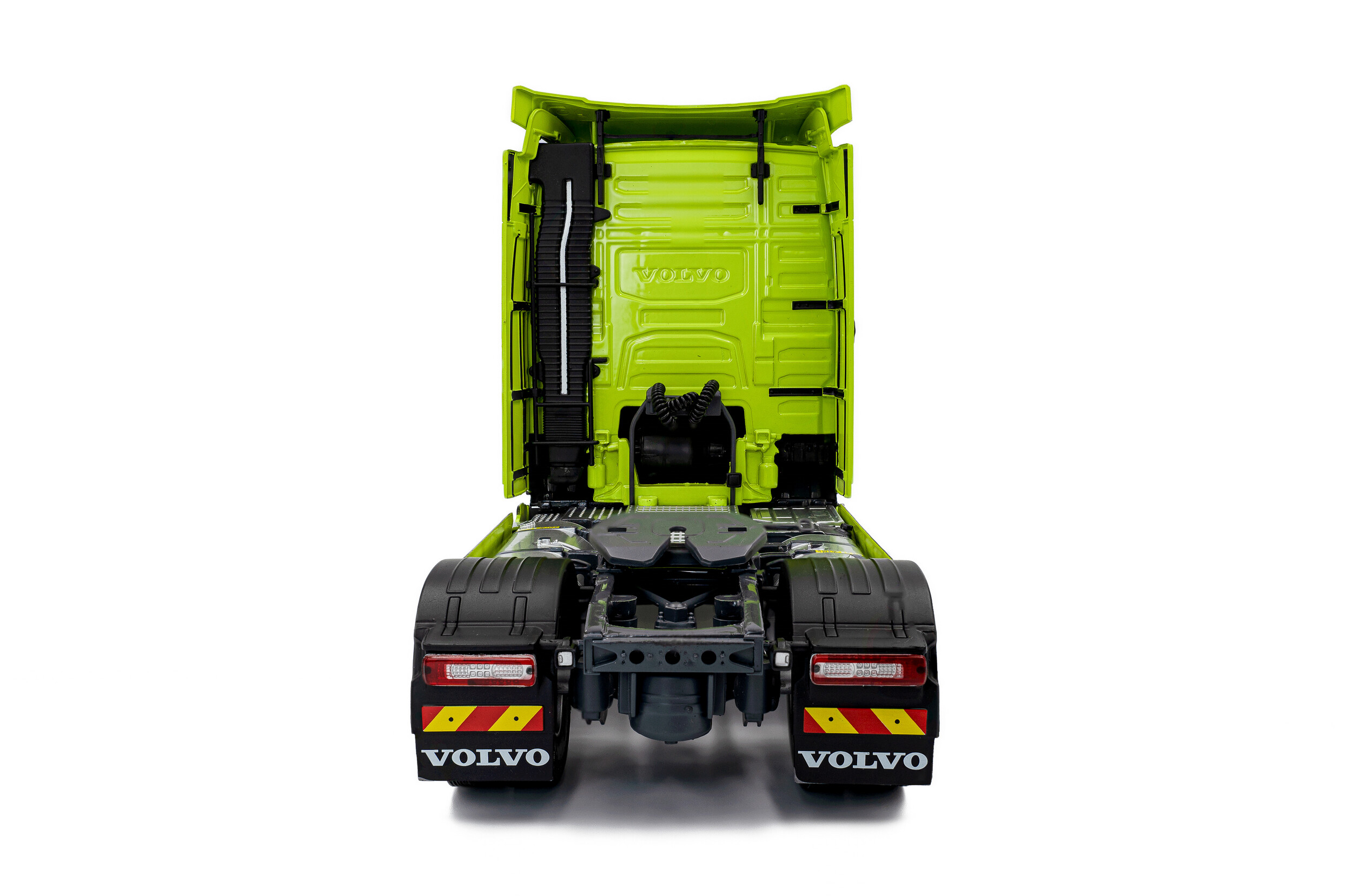 Volvo Trucks FH Globetrotter XL 2023 neon green 1:24 Solido