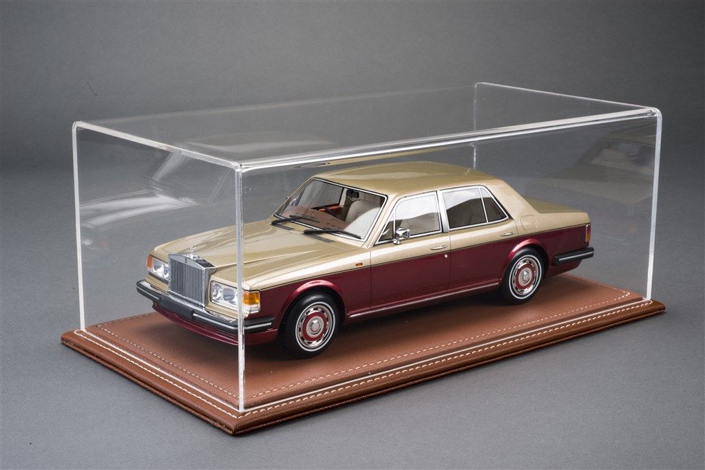 Maranello Deluxe vitrine brown 1:18 Atlantic