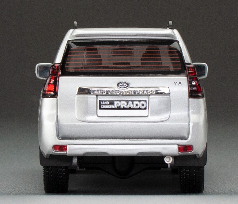 Toyota Land Cruiser Prado 2018 silver 1:43 Vitesse