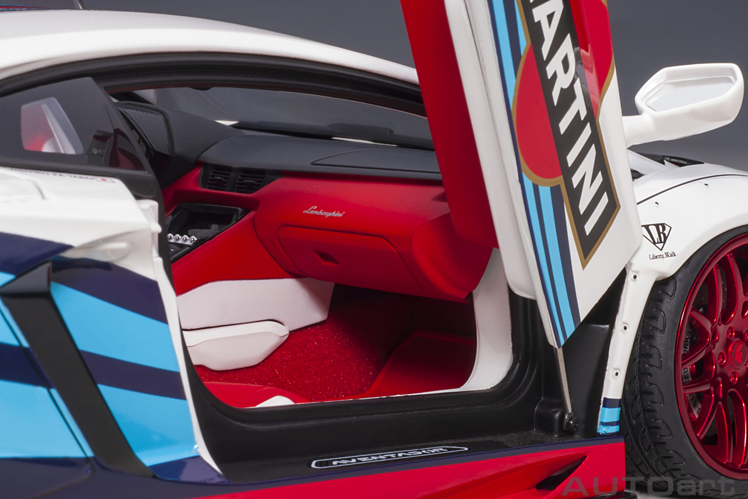 LB-Works Lamborghini Aventador Limited Edition Martini Livery 1:18 AUTOart