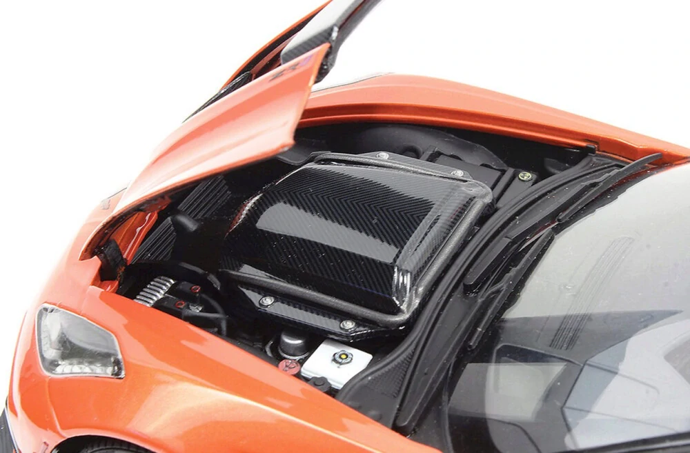 Chevrolet Corvette ZR1 2019 sebring orange tintcoat 1:18 Ixo America