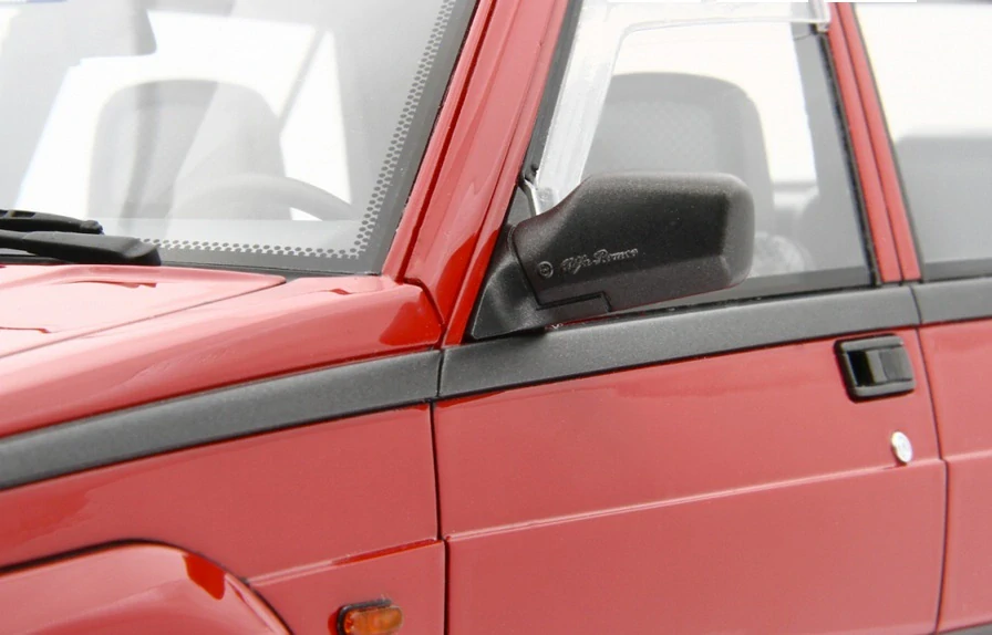 Alfa 75 1.8i Turbo Evoluzione 1987 red 1:12 Laudoracing Model