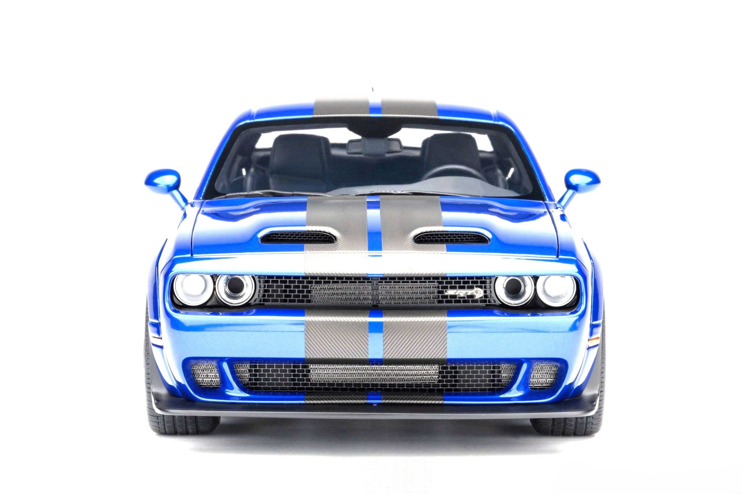 Dodge Challenger SRT Jailbreak 2022 blue 1:18 AUTOart