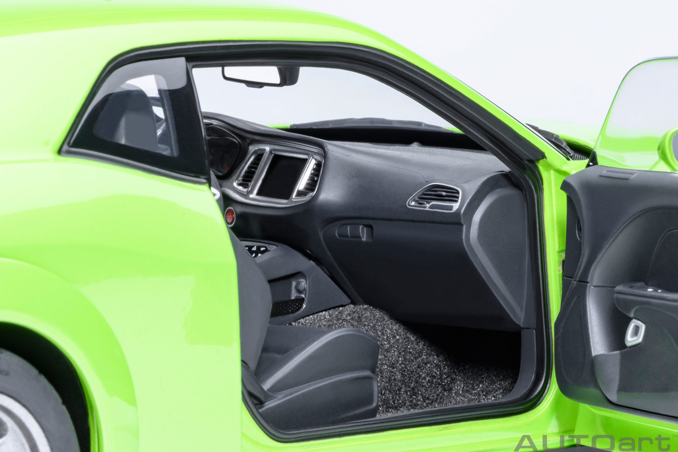 Dodge Challenger SRT Super Stock 2023 green 1:18 AUTOart