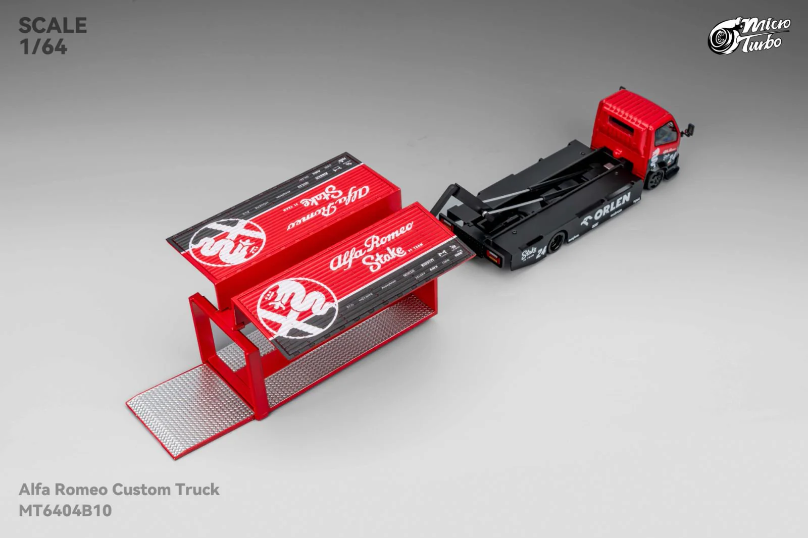 Alfa Romeo Custom Tow red/black 1:64 Microturbo