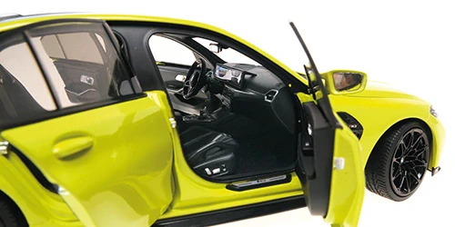 BMW M3 2024 yellow 1:18 Minichamps
