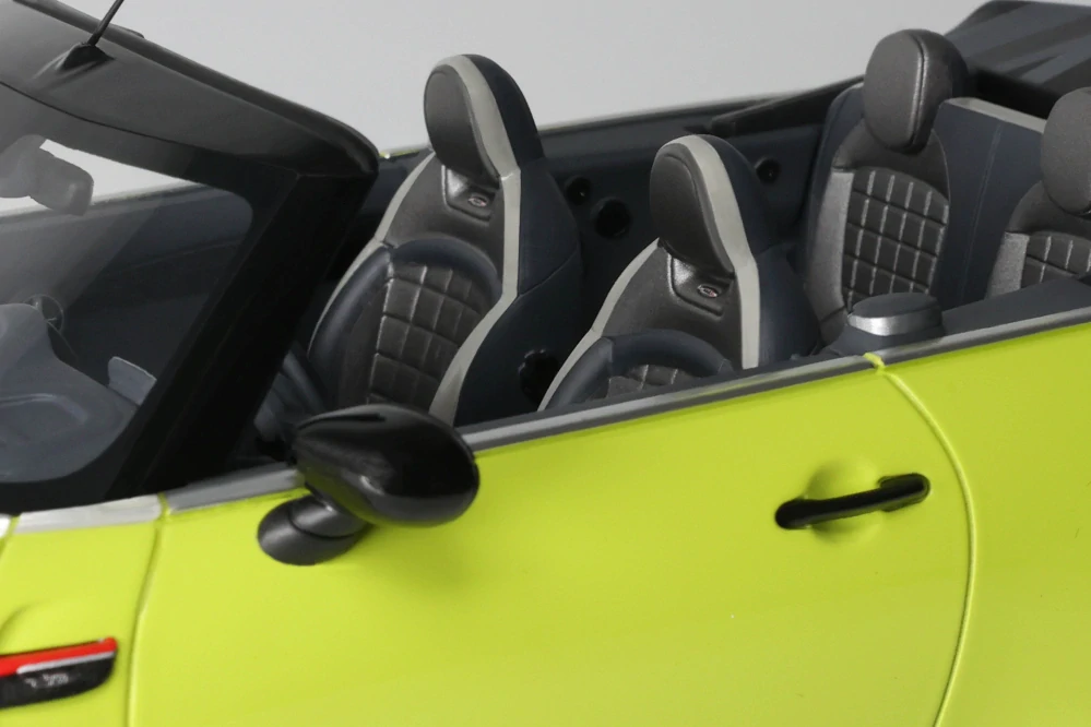 Mini JCW Cabrio 2021 Zesty yellow 1:18 OttOmobile