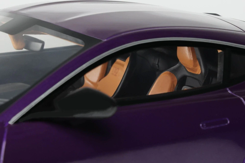 Aston Martin Valour 2023 purple 1:18 GT Spirit
