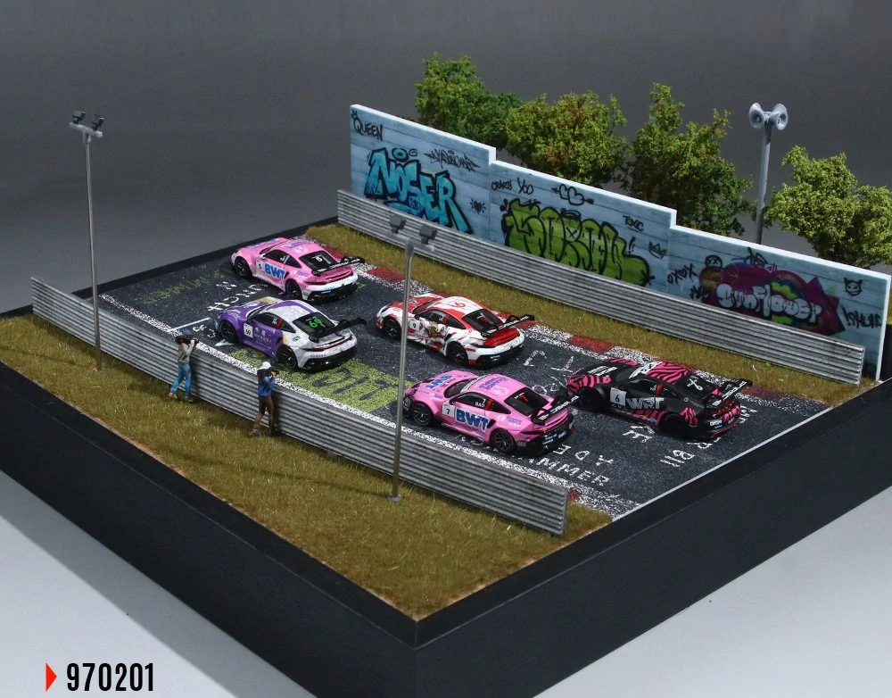 Diorama *Nurburging 02* 1:64 Black Box Diorama