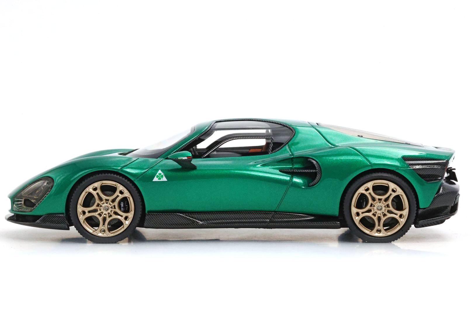 Alfa Romeo 33 Stradale Verde Montreal 1:43 B.B.R.