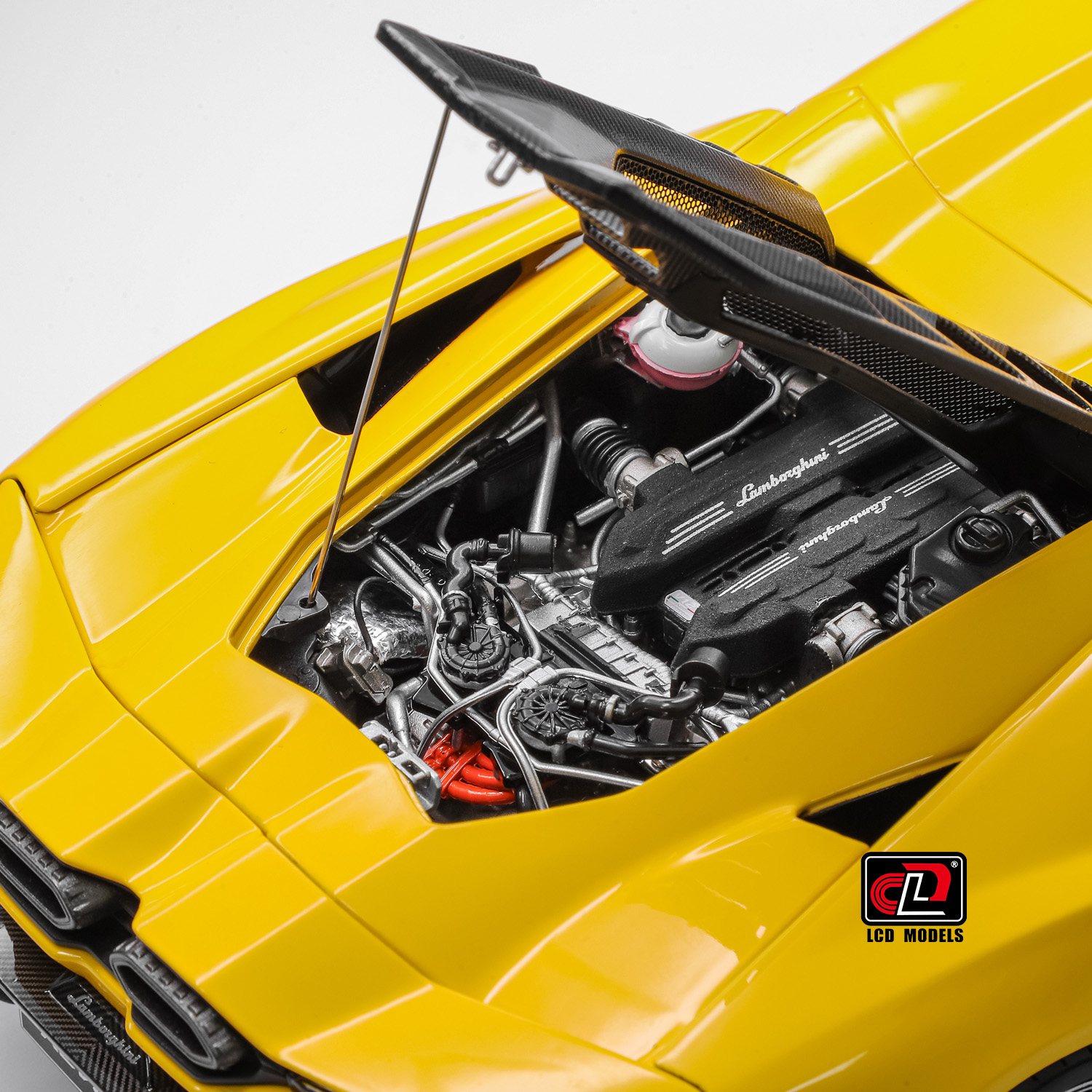 Lamborghini Revuelto yellow 1:18 LCD Model