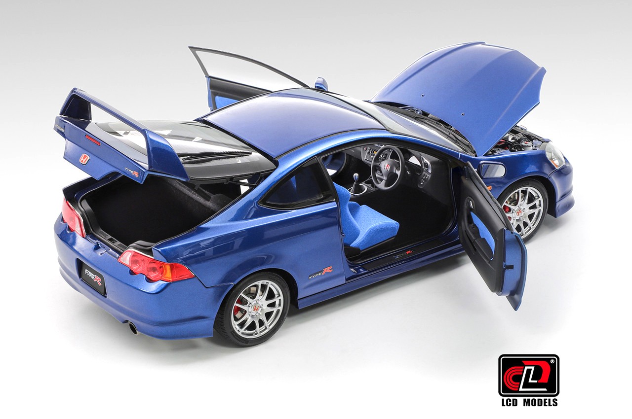 Honda Integra Type R DC5 blue 1:18 LCD Model