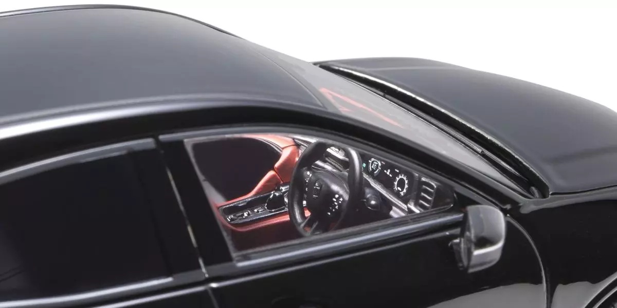 Toyota Crown Sport RS 2025 black 1:43 Kyosho
